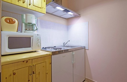 Martinski Apartment | Relax at Kastel Pineta: Studio with Pool & Spa Amenities