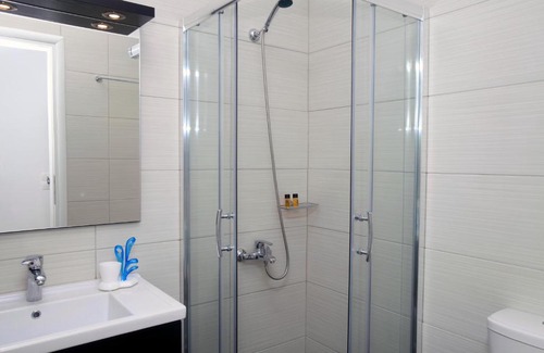 Alopronia Apartment | Top-Rated Kastellos Apartments on Sikinos Island