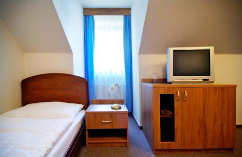 Lucivna Hotel | Family-Friendly Kastiel Lucivna with Great Guest Ratings