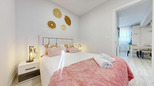 Basurto-Zorroza Apartment | Relaxing Kastrexana Apartment with Wifi & Family-Friendly Perks