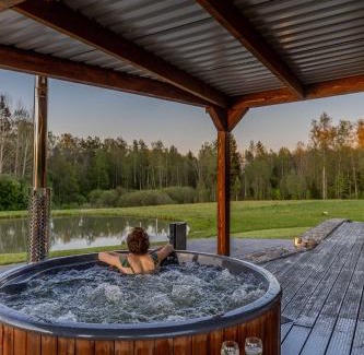 Voru County House | Unforgettable Stay at Kasvandu Talu Saunamaja - Rated 10/10