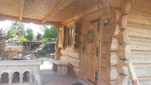 Bytow House | Discover Kaszubska Górska Chata: Family & Pet Friendly Retreat