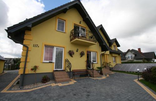 Borzestowska Huta House | Discover Kaszubski Dworek with Private Beach Access