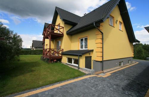 Borzestowska Huta House | Discover Kaszubski Dworek with Private Beach Access