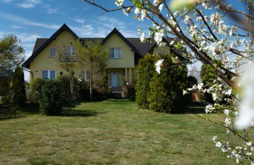 Borzestowska Huta House | Discover Kaszubski Dworek with Private Beach Access