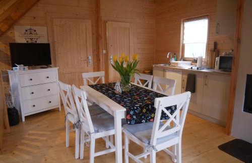 Gniewino Cabin | Eco-Friendly Getaway at Kaszubskie Wzgórze - Year-Round Retreat