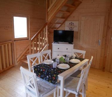 Gniewino Cabin | Eco-Friendly Getaway at Kaszubskie Wzgórze - Year-Round Retreat