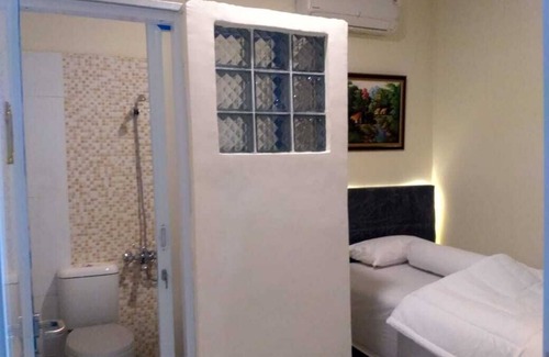 Palmerah House | Budget-Friendly Katalia Tomang with Breakfast & Child Care