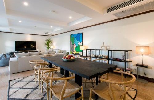 Kata Villa | Elegant Katamanda Villa Aliya with Oceanfront Pool and Hot Tub
