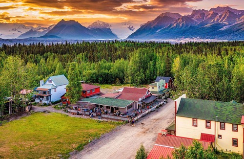 Chitina Cottage | Kate Kennedy House, 1920's Madam's home; Step into 1920 in this unique Cottage