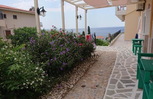 Plomari Apartment | Family-Friendly Katerina's Apartment - Rated 9.4/10