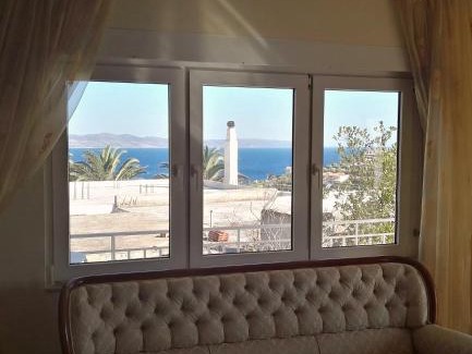 Lavreotiki House | Discover Katerina's House: Pet & Child Friendly Retreat