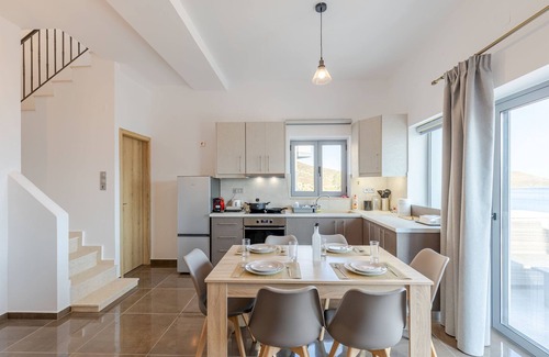 Monemvasia House | Katerinas Villa 1 - Monemvasia Beachfront Serenity