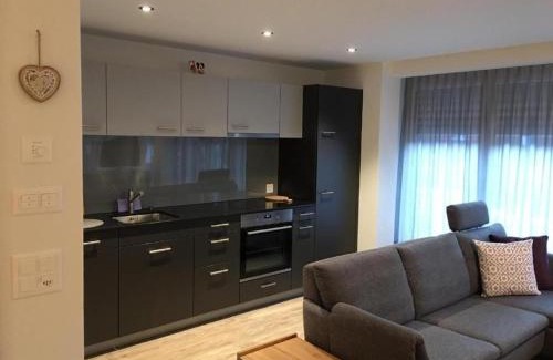 Wengen Apartment | Top-Rated Chäs-Gruebi Wohnung "Hirsch" for 2-4 Guests
