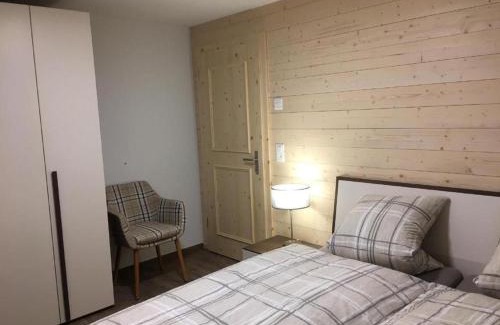 Wengen Apartment | Top-Rated Chäs-Gruebi Wohnung "Hirsch" for 2-4 Guests
