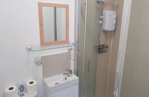 Grange Hotel | Family-Friendly Getaway at Kathleen House Plus - 9.2 Rated