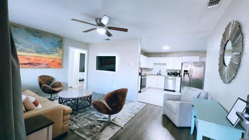 Central Arlington House | Pet-Friendly Retreat Near AT&T Stadium in Kathmandu