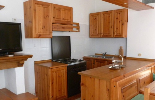 Prabione Apartment | Katia - spacious apartment with balcony and views of Monte Baldo