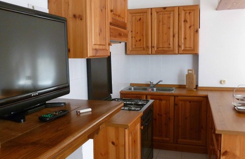 Prabione Apartment | Katia - spacious apartment with balcony and views of Monte Baldo