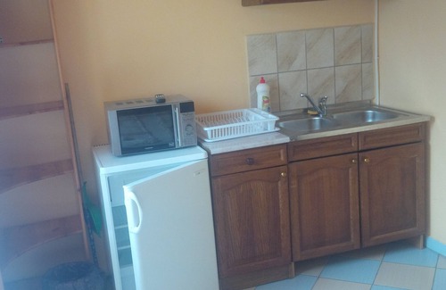 Aggtelek House | Cozy Katica Guesthouse in Aggtelek with Pool & Dining