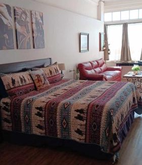 Tombstone Hotel | Discover Katie's Cozy Suites - Guest Rated 9.2/10