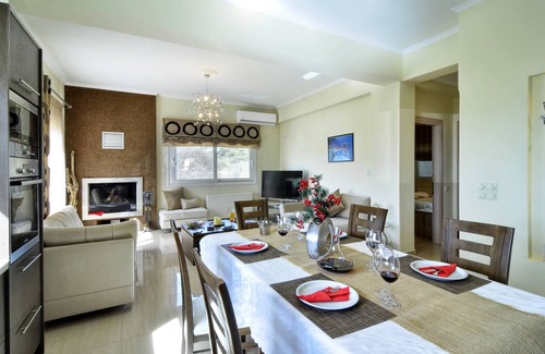 Agios Georgios Pagon House | Beautiful Kato Apartment 2 with Pool & Oceanfront Views