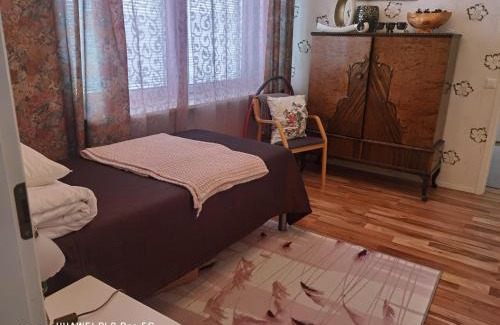 Pieksamaki Apartment | Explore Family-Friendly Stays at Kauppatori Hotel