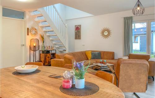 Den Oever House | Pet-Friendly Retreat at Kavel 13: Ideal for Families