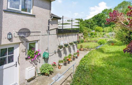 Glangrwyney House | Discover Kavieng: 4-Star Family & Pet Friendly Retreat