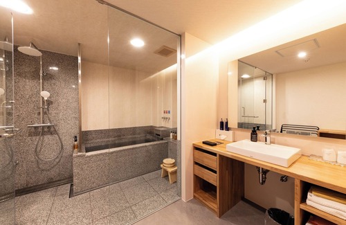 Gero Onsen House | Relax at Kawakamiya Kasuitei: Spa & Hot Tub Oasis