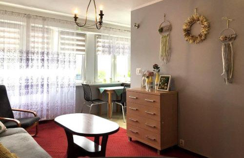 Konin Apartment | Budget-Friendly Kawalerka: Family and Pet Friendly Stay