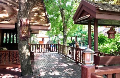 Wat Ket House | Pet-Friendly Kawila126: Highly Rated with Family Amenities