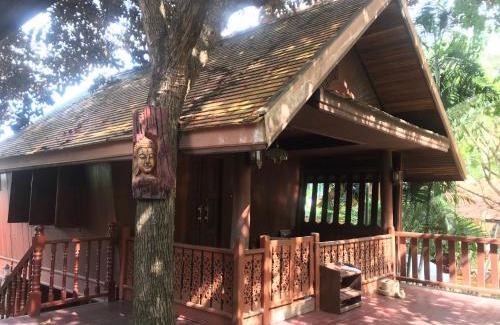 Wat Ket House | Pet-Friendly Kawila126: Highly Rated with Family Amenities