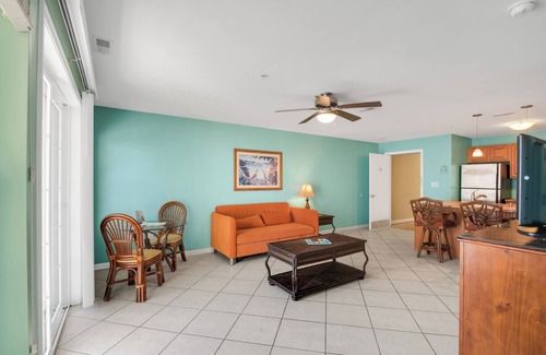 North Wildwood Condo | Unwind at Kay's Oceanview Condo: Family-Friendly Escape