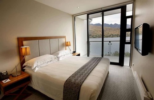 Buhongo Hotel | Discover Kay Sun Hotel - Relax by Lake Kivu with Comfort