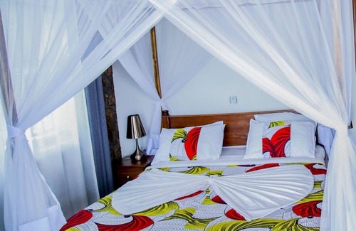Buhongo Hotel | Discover Kay Sun Hotel - Relax by Lake Kivu with Comfort