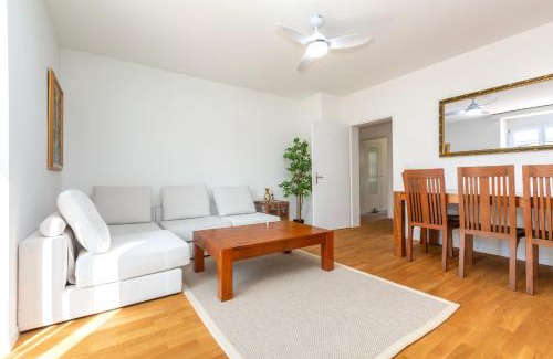 Werd Apartment | Explore KAYA Zurich Apartment 2B - Ideal for Families