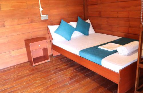 Vanathavilluwa Hotel | Experience KAYJAY WILD WILPATTU: Family-Friendly Retreat