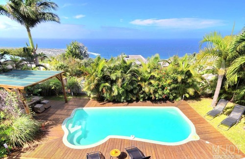 Les Avirons House | Discover KAZ A NOVA: Oceanfront Bliss with Private Pool