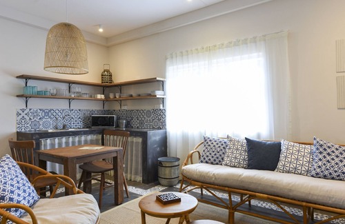 Bel Ombre House | Guest Rated: 9.6 at Kaz'alala Hosted B&B with Pool