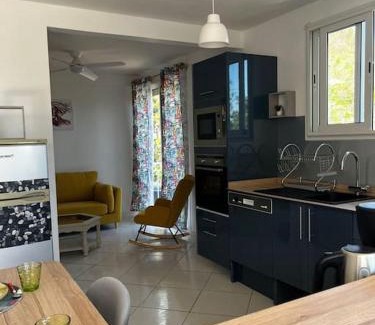 Les Anses-d'Arlets House | Kid-Friendly Retreat at Kaz Colibri for Memorable Stays