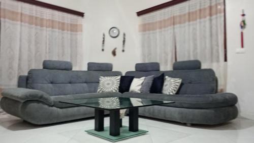 Calheta de Sao Miguel Apartment | Unwind at Kaza Mamai di Fora with Oceanfront Comfort