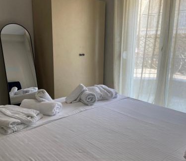 Paralia Ofryniou House | Relaxing Kaza Oasis: Guest Rated 9.6 with Family-Friendly Amenities