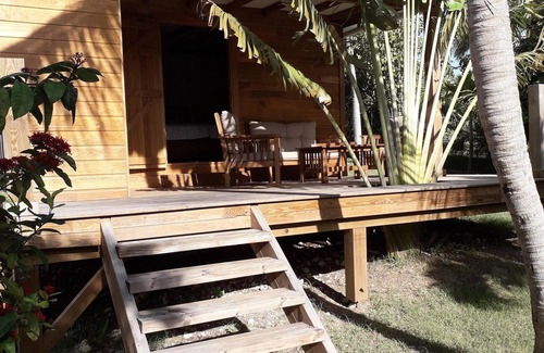 Saint-Francois House | Guest Rated: KAZATIPUNCH Bungalow with Ocean View Amenities