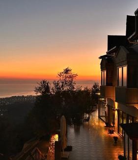 Altinoluk Hotel | Discover KAZDAĞLARI ZEYTUNİHAN BUTİK OTEL's Oceanfront Bliss