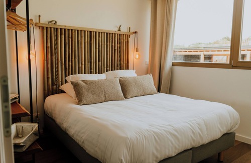 Cap-Ferret Hotel | Relax at Kaze Océan: Family-Friendly with Pool & Dining