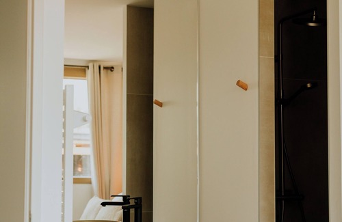 Cap-Ferret Hotel | Relax at Kaze Océan: Family-Friendly with Pool & Dining