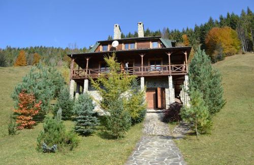 Plavya House | Top-Rated Kazkova Sadyba with Pool and Family Amenities