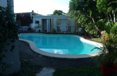 Saint-Louis House | Oceanfront KazTiFahamAimée: Rated 9.5 with Pool Access