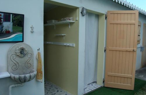 Saint-Louis House | Oceanfront KazTiFahamAimée: Rated 9.5 with Pool Access